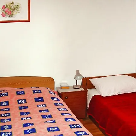 Im Haus Anka - Cdn02121-cya Pakoštane